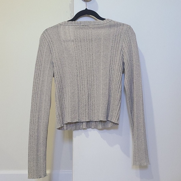 Large sand colored crop top - Picture 3 of 3